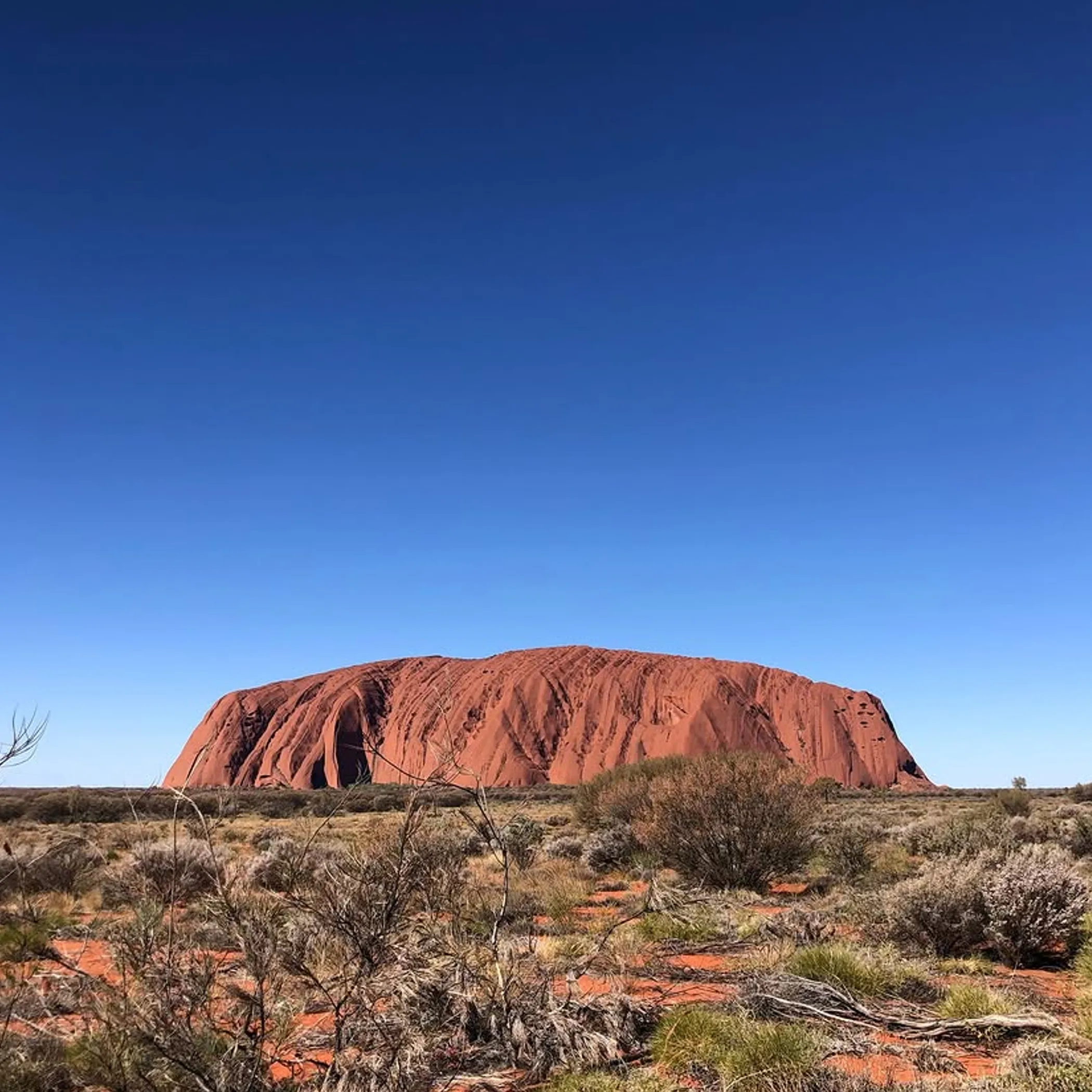 uluru rock formation in australia